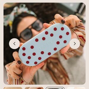 NEW IN BOX - Dosey X Anthropologie pill organizer compact polka dot - blue